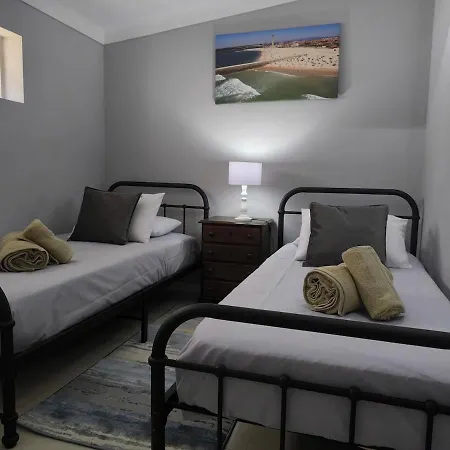 Nyaraló House For 4 By The Sea