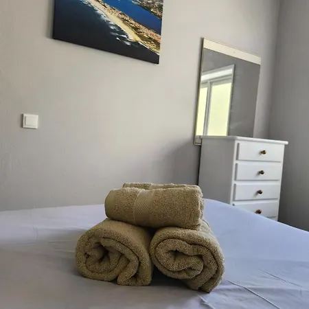 House For 4 By The Sea Nyaraló *