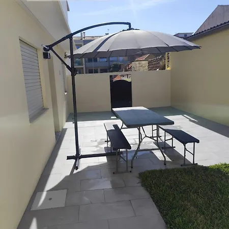 Nyaraló House For 4 By The Sea